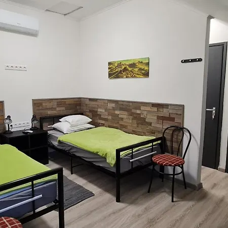 Nosztalgia Vendeghaz A Velencei-tonal *